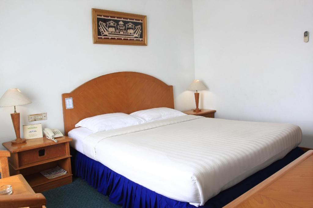 Hotel Marcopolo Bandar Lampung Ngoại thất bức ảnh